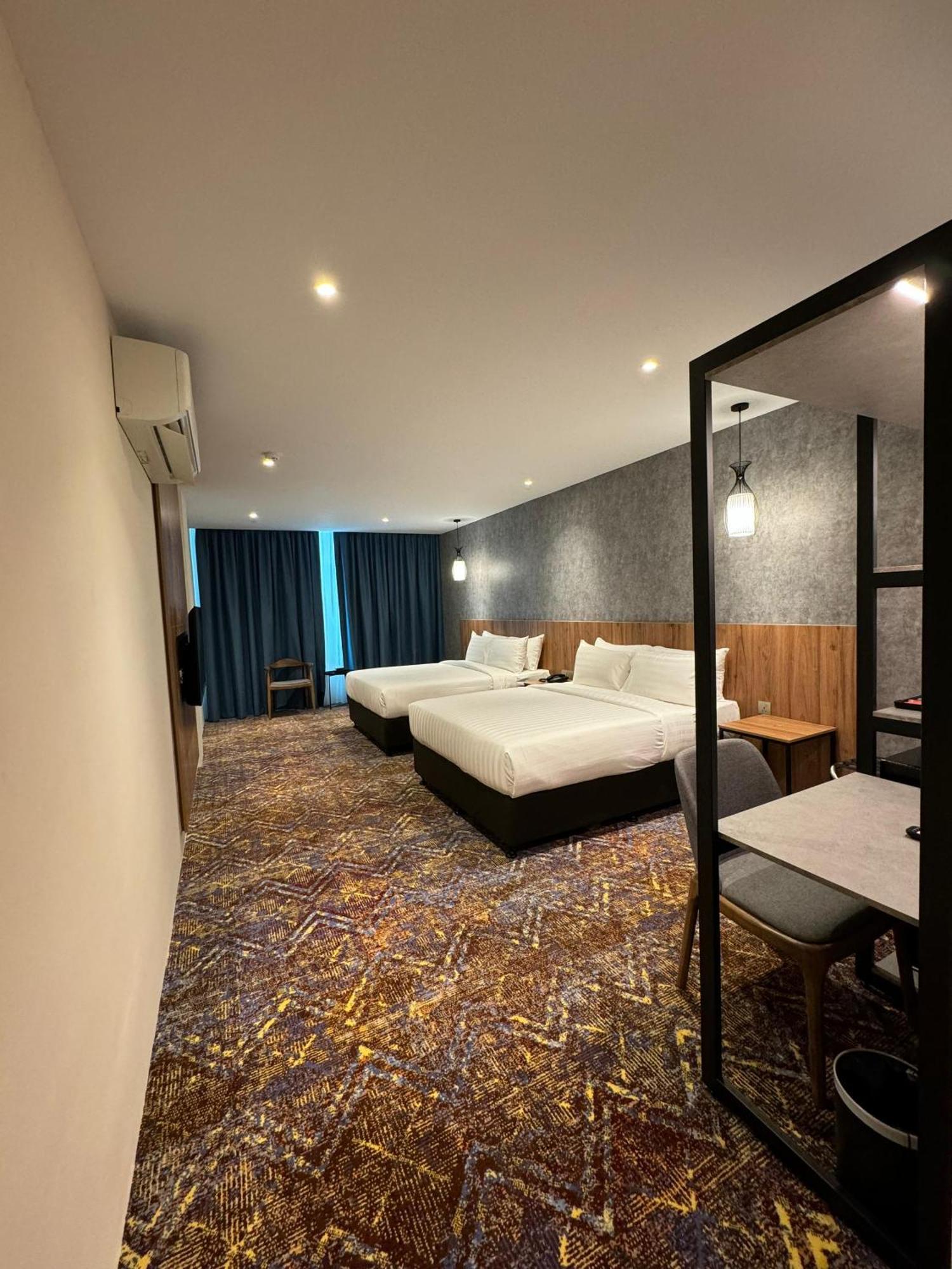 Le'Genda Hotel Kajang Εξωτερικό φωτογραφία