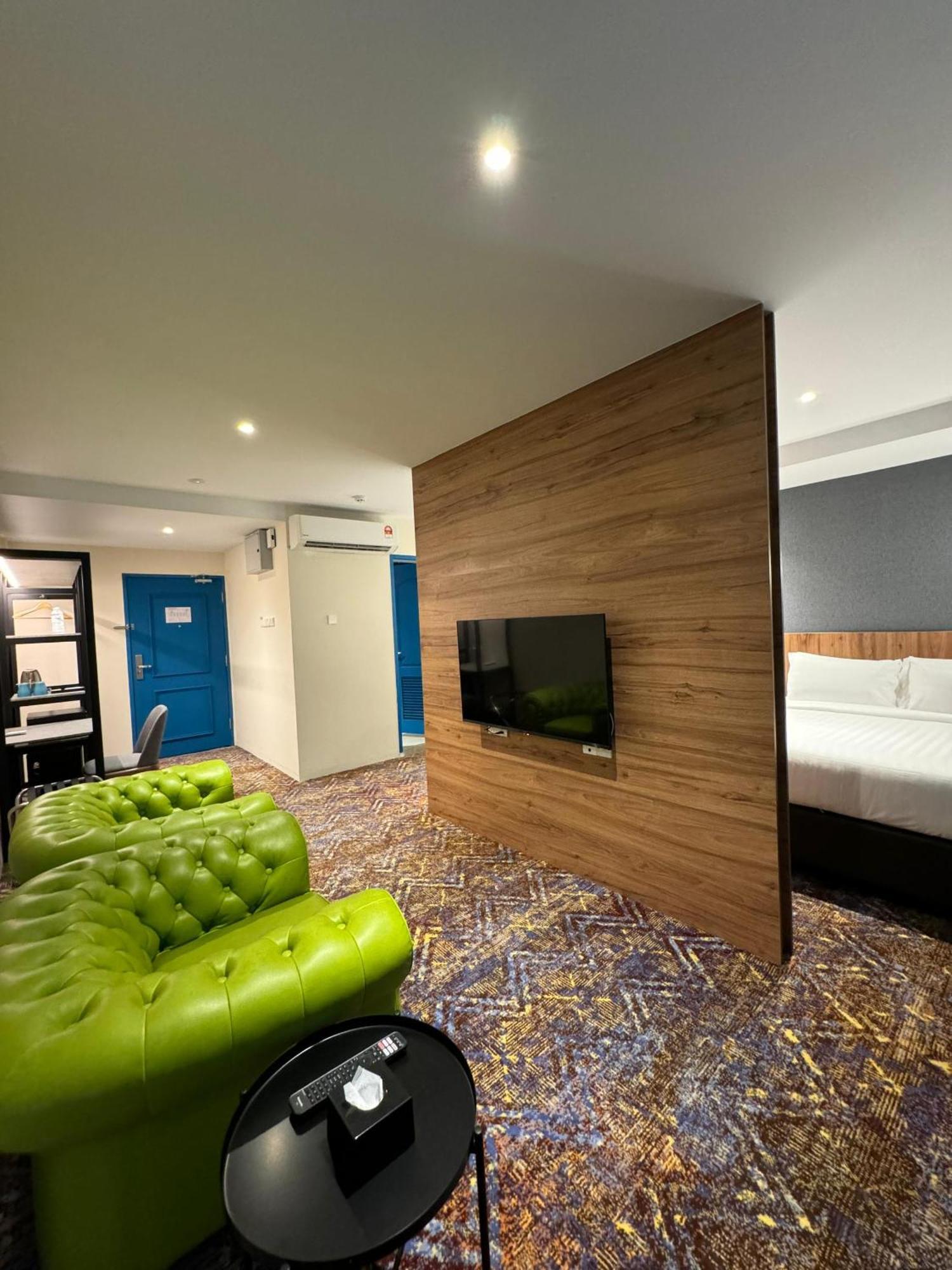 Le'Genda Hotel Kajang Εξωτερικό φωτογραφία