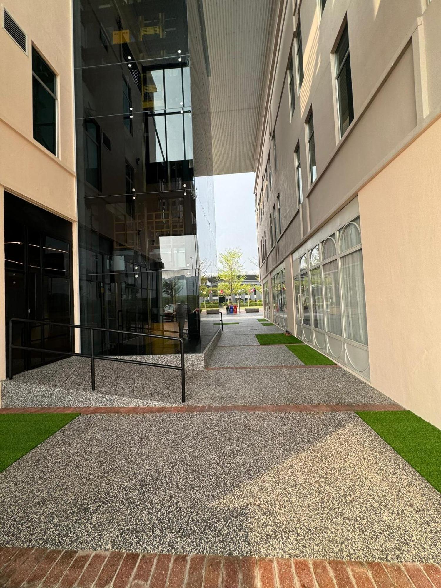 Le'Genda Hotel Kajang Εξωτερικό φωτογραφία