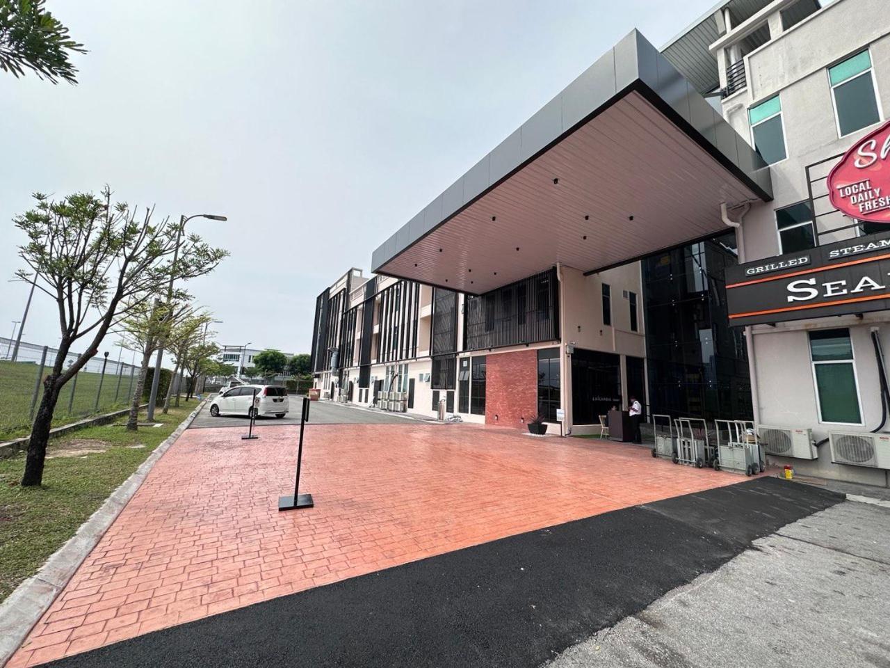 Le'Genda Hotel Kajang Εξωτερικό φωτογραφία